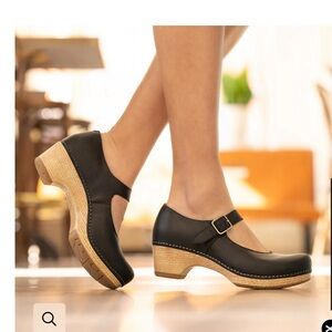 Dansko Lilah Black Oiled Leather Pull Up Mary Jane Heeled Clog Women's size 38